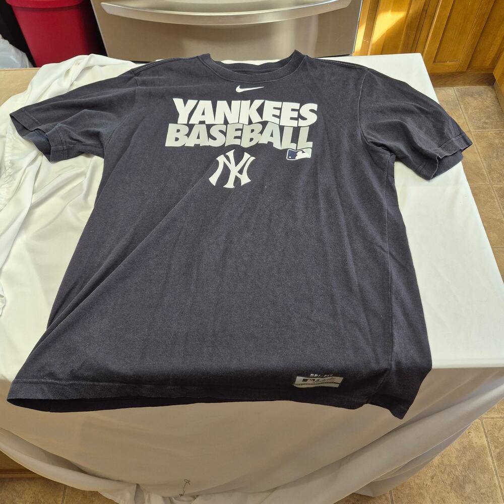 Nike New York Yankees Baseball Dri Fit Shirt Mens Large MLB Authentic Collection